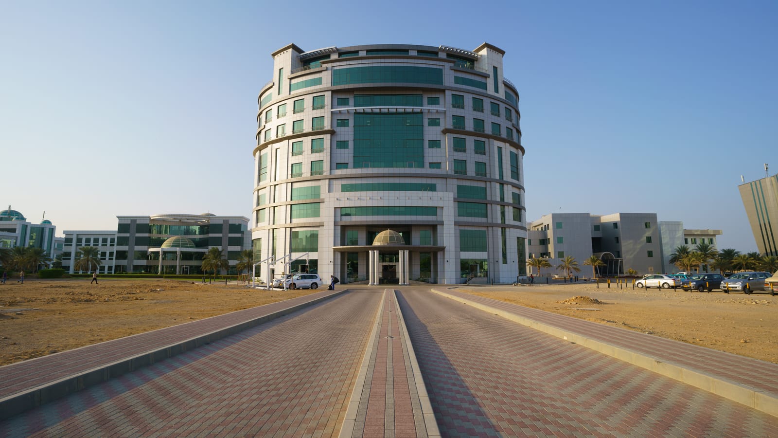 Facility Building, KOM